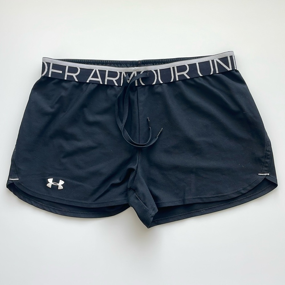 Under Armour Women’s Black Athletic Shorts (Not Lined)